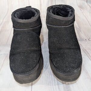 UGG Classic Mini Platform Boots - Black Women's Size 8